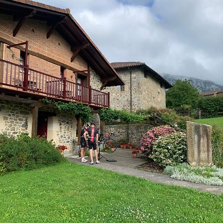 Casa Rural Etxegorri Orozko Exterior photo