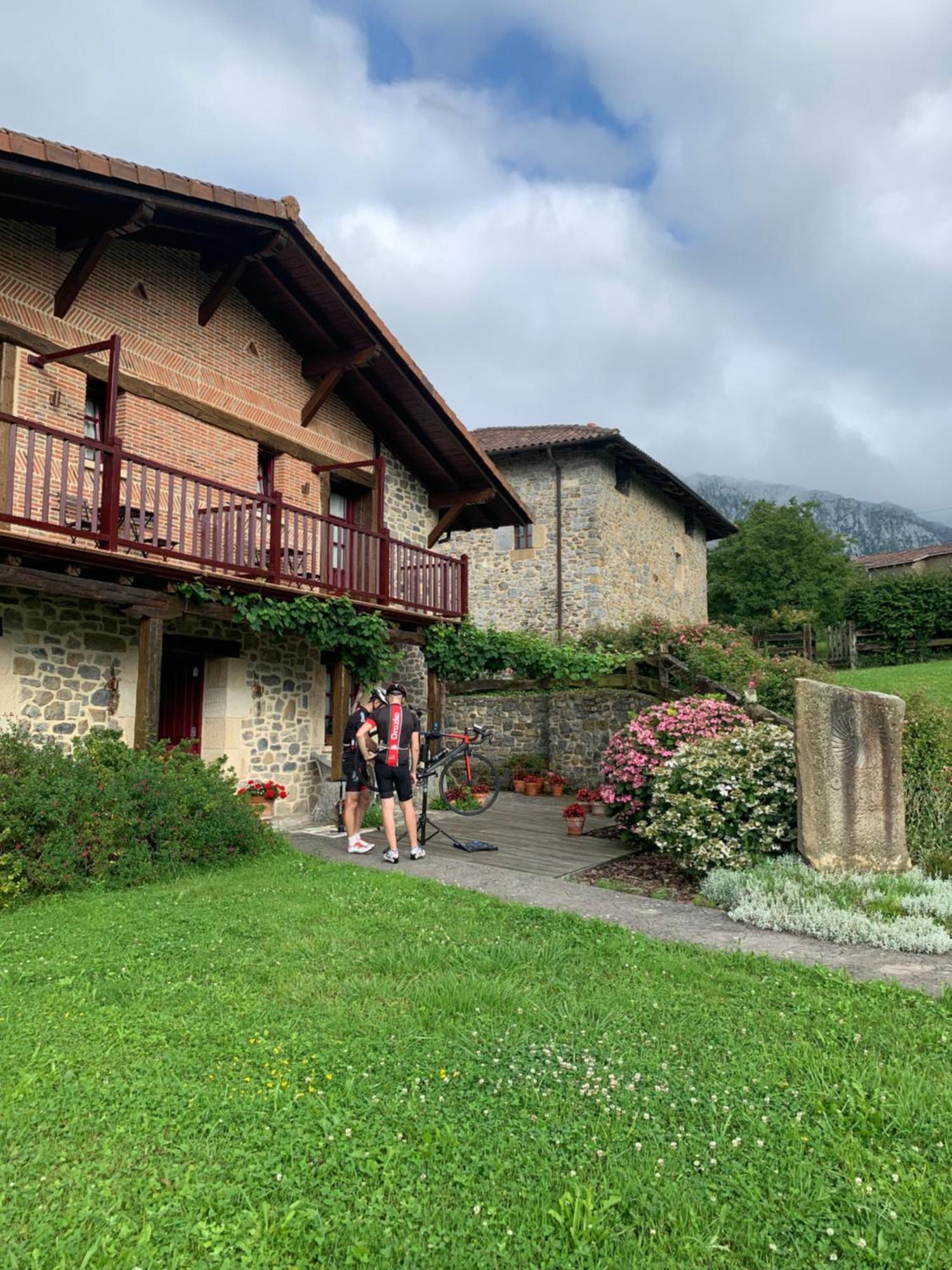 Casa Rural Etxegorri Orozko Exterior photo